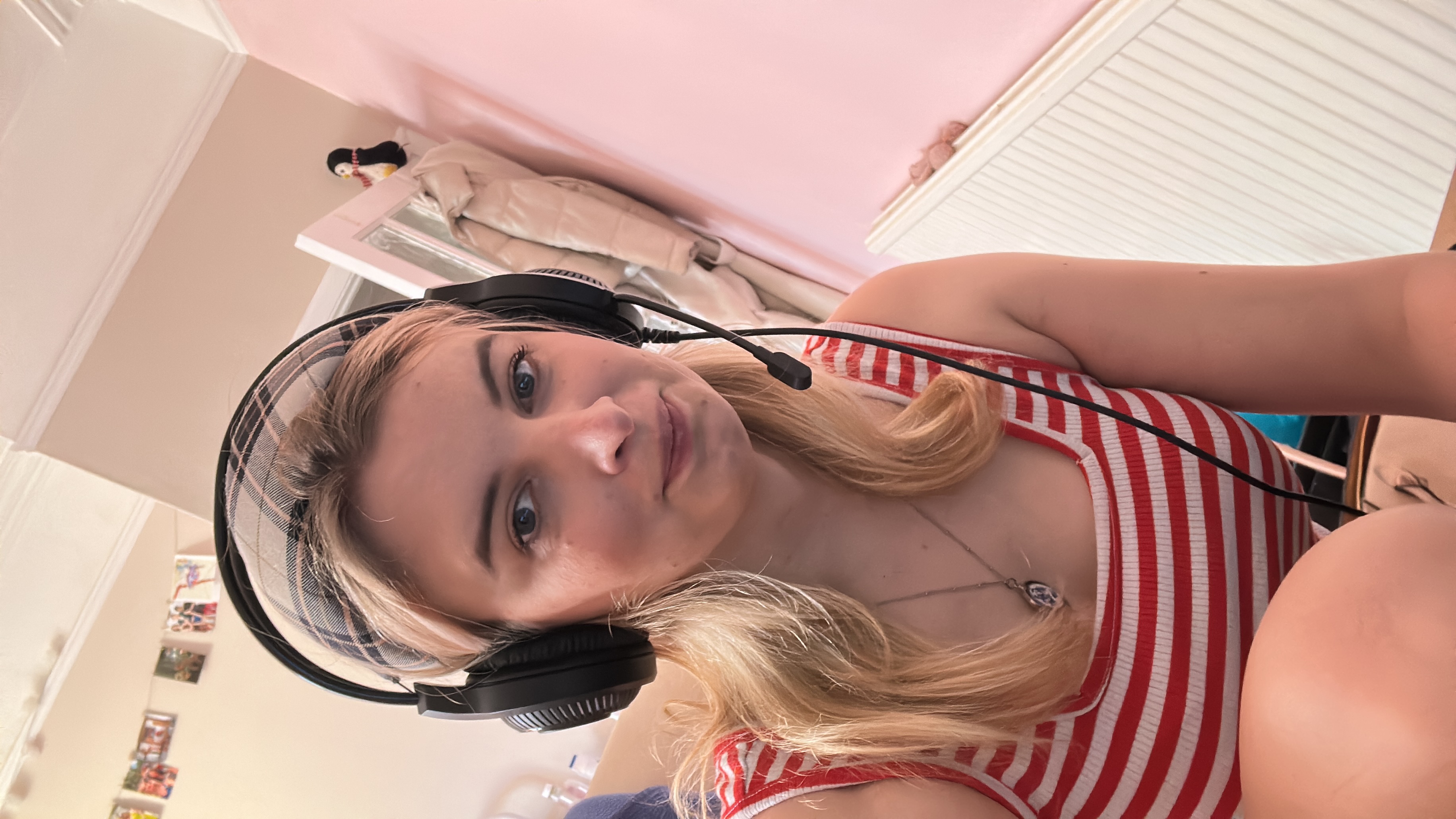 RebeccaMarkelv's profile picture