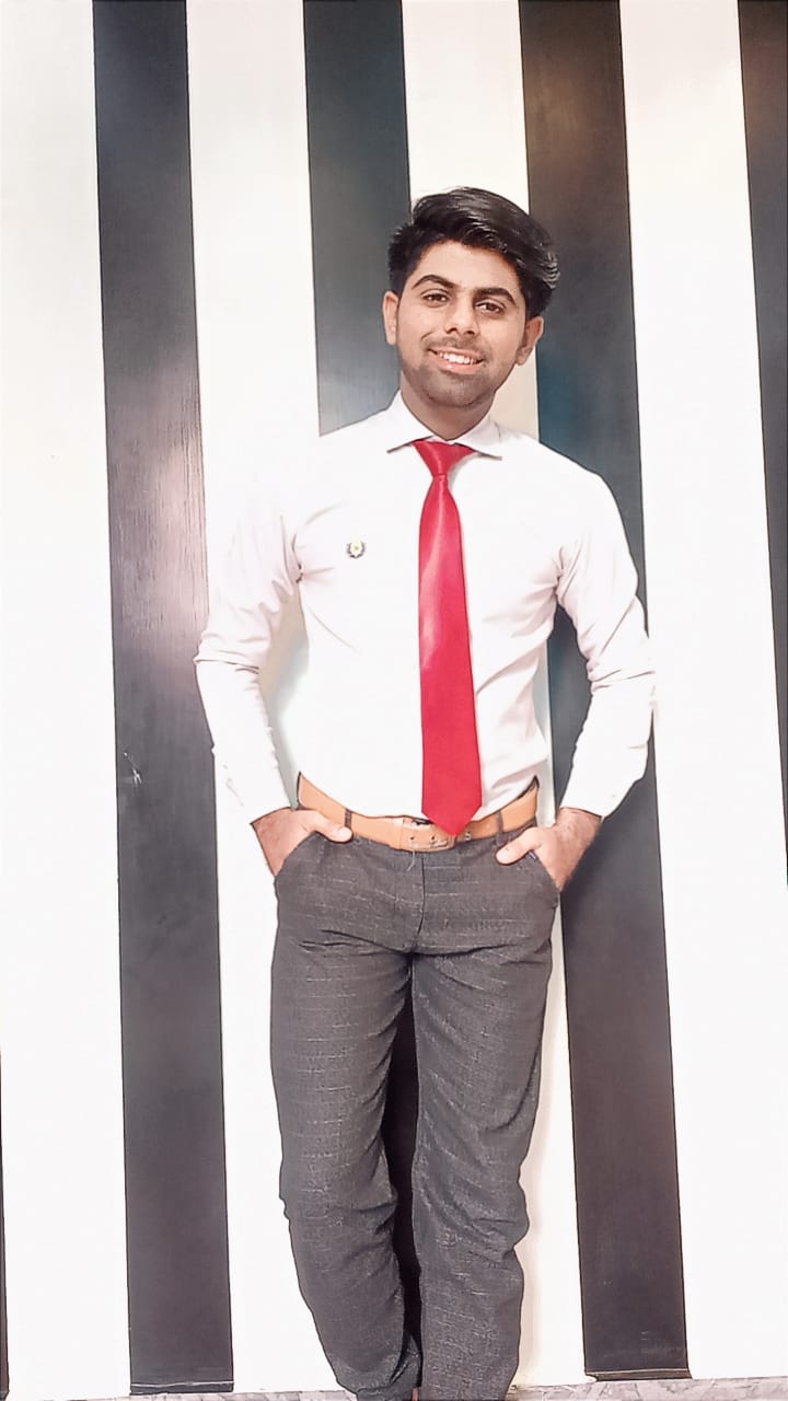 y@seenmughal123's profile picture